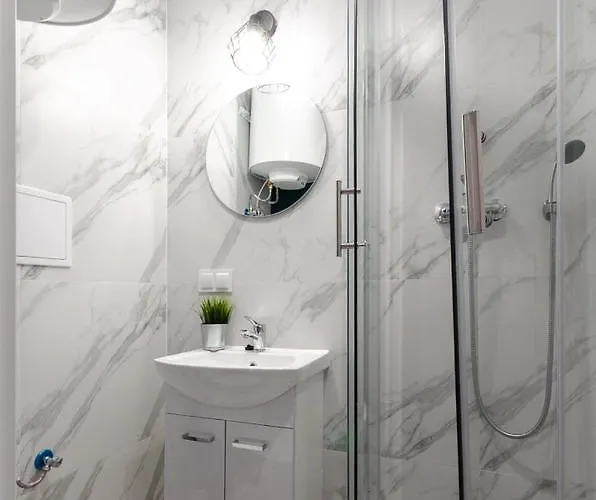 Center - Gdanska 44 *